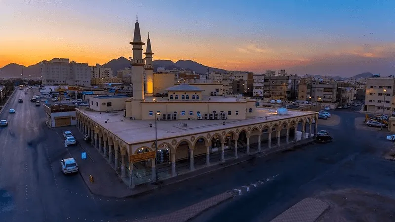 Al-Manaratain Mosque