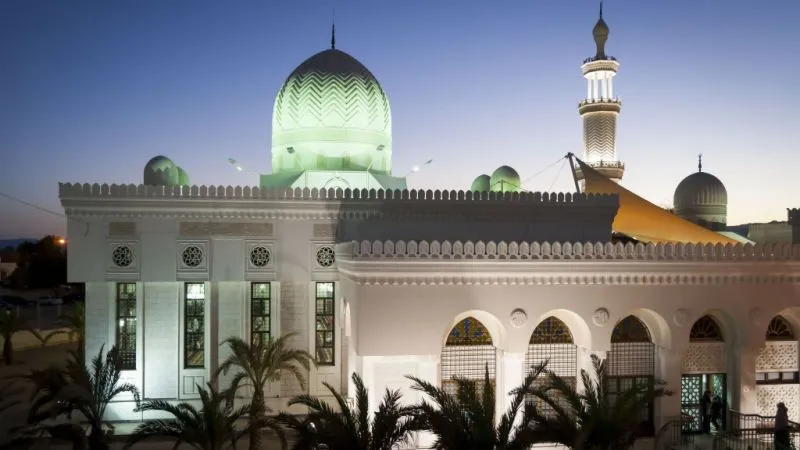  Aqaba Mosque