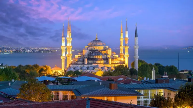 Mosques in Turkey: Connect to the Vibes of Almighty to Attain Spirituality