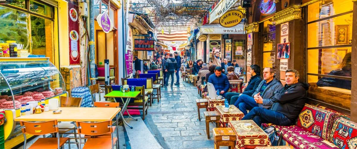 Restaurants in Izmir: Delve Into the Most Satisfying Gastronomic Experience