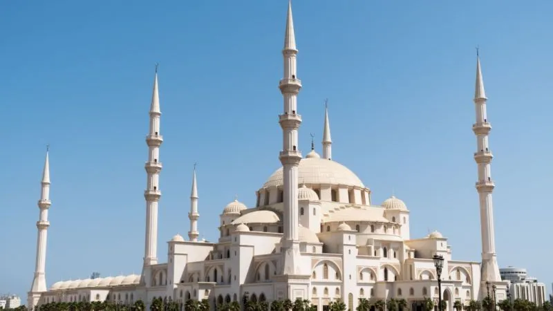 Receive Eternal Blessings at Sheikh Zayed Grand Mosque