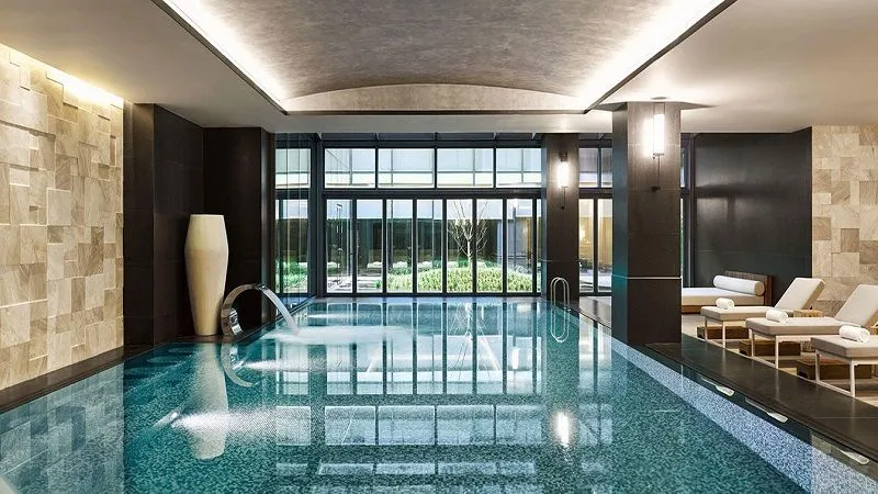 he Picture-perfect Pool At Fairmont Quasar Istanbul