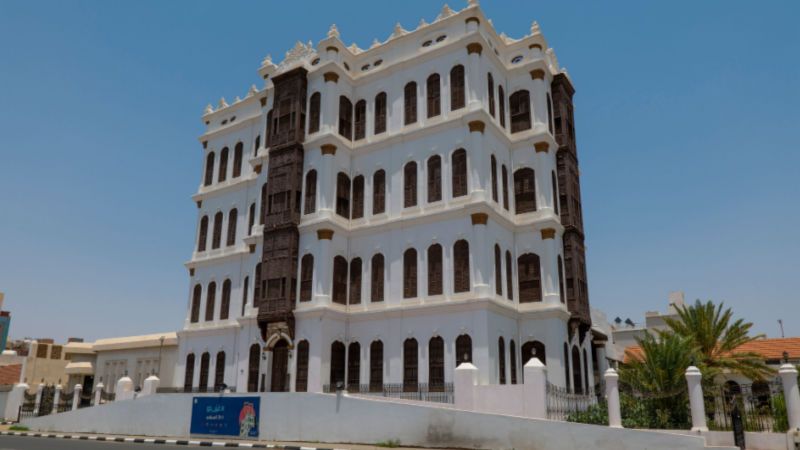 Trace King Abdulaziz’ s Footstep At The Shubra Palace