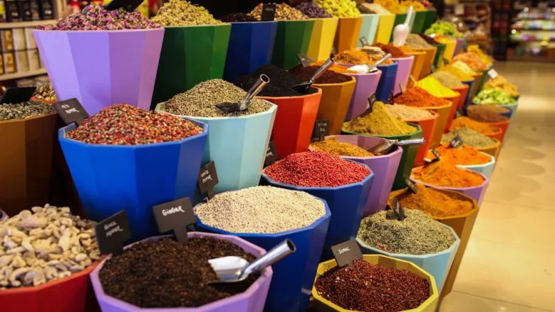 Fill Your Food With Spices From The Side Spice Market