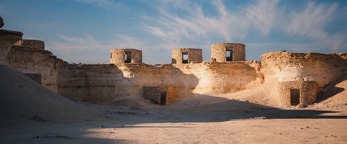 قلعة زكريت قطر: معلم تاريخي شهير بالقرب من دخان