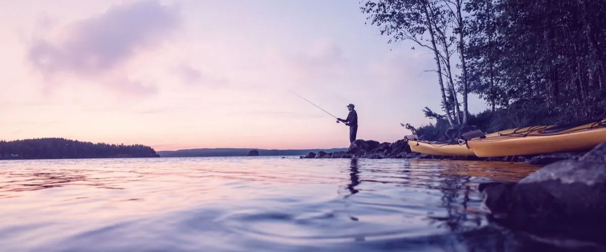 صيد الأسماك في قطر: أفضل ٥ أماكن لصيد الأسماك على طول الشواطئ