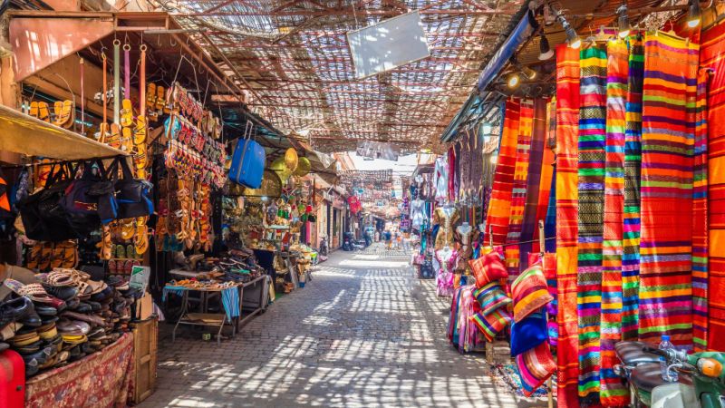 Shopping in Medina: Handicrafts, Home Décors, Perfumes, and More