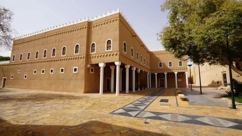 المعالم السياحية القريبة من مكتبة الملك فهد السعودية