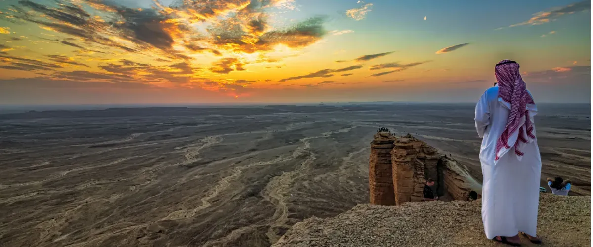 Witness the Best Sunset in Saudi Arabia: A Palate of Colors and Visual Symphony