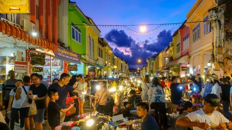 Explore the Naka Market: The Most Popular Night Market