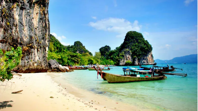 Go Island Hopping in Thailand