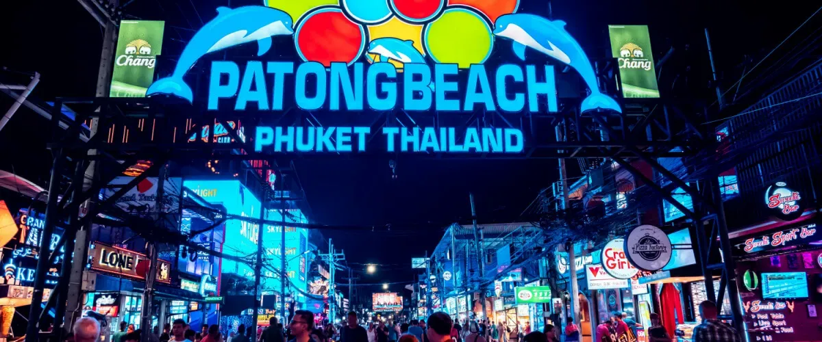 Muay Thai in Phuket - Thai Boxing Soundtrack in Patong Beach 