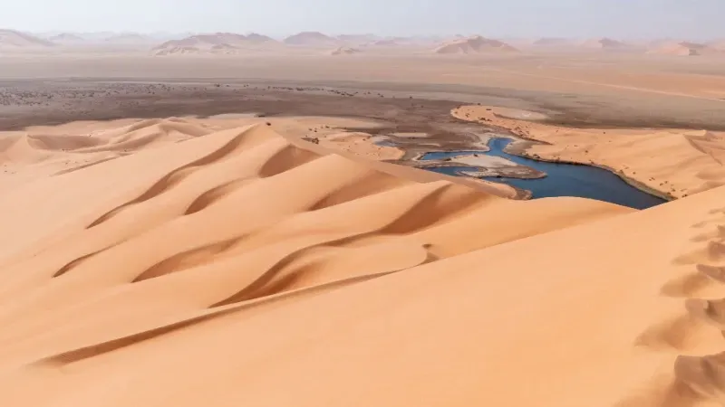 زيارة بحيرة الصحراء