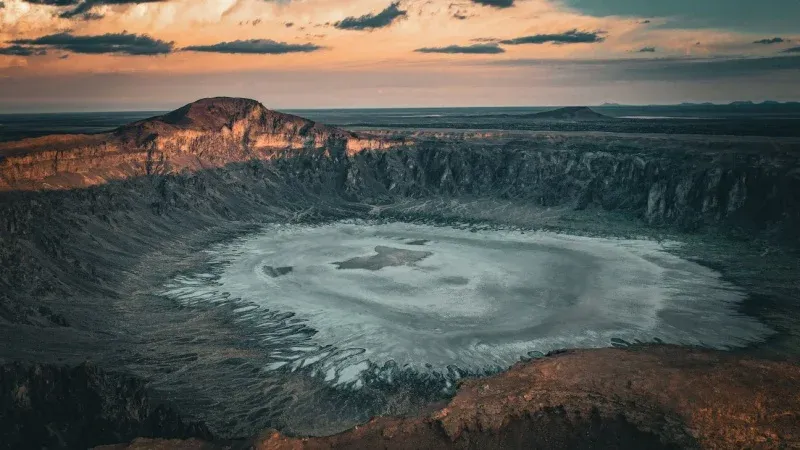 Al Wahbah Crater