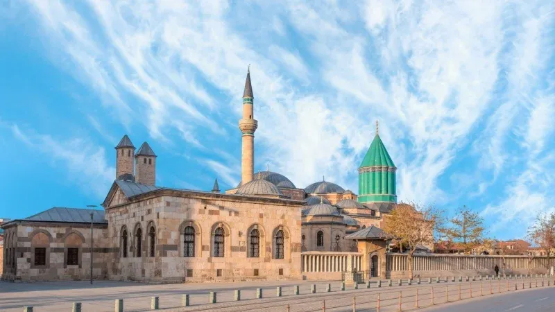 Explore Magnificent Mosques