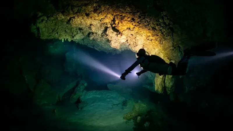 What is Cave Diving?