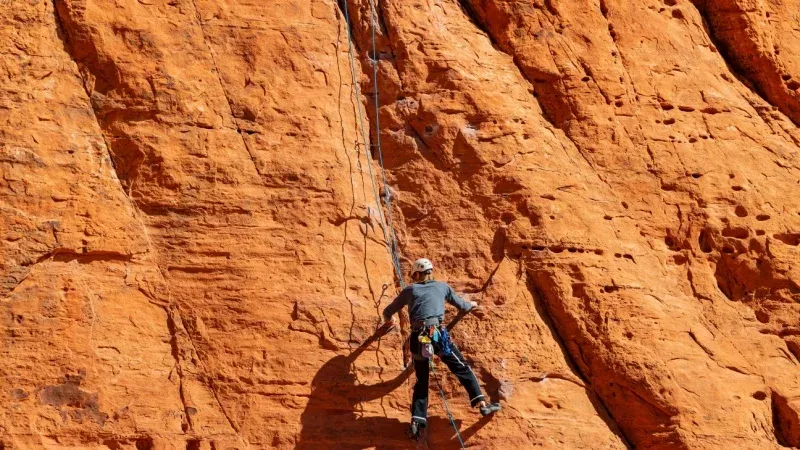 Rock Climbing at Mount Uhud Madinah