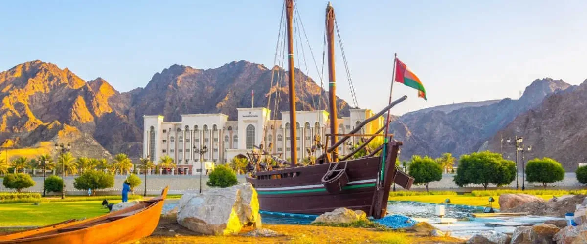 أفضل الأماكن للزيارة في صحار: مدينة هادئة على خليج عُمان
