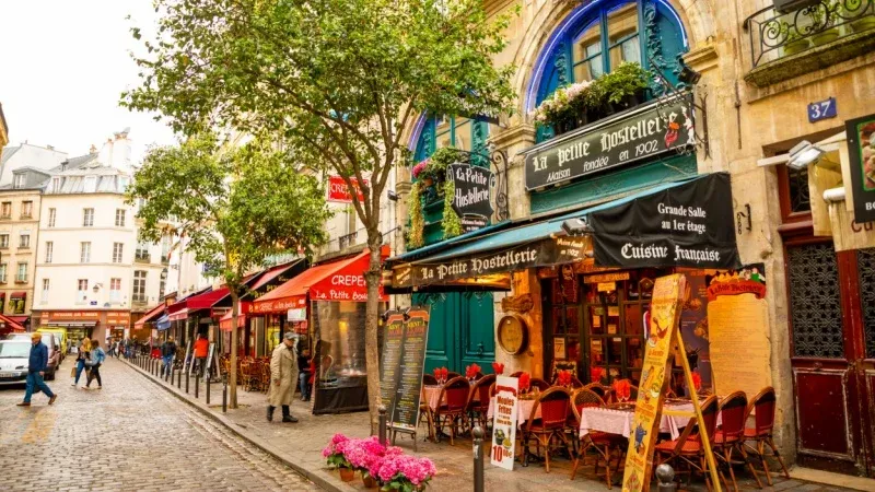 Indulge in Parisian café culture and cuisine