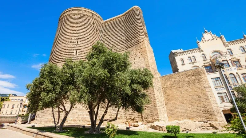 Maiden Tower (Giz Galasi)