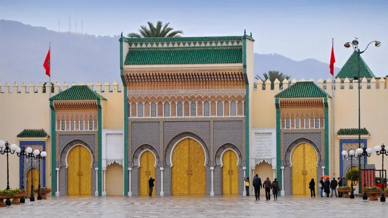 Visit the Royal Palace (Dar al-Makhzen) from the outside