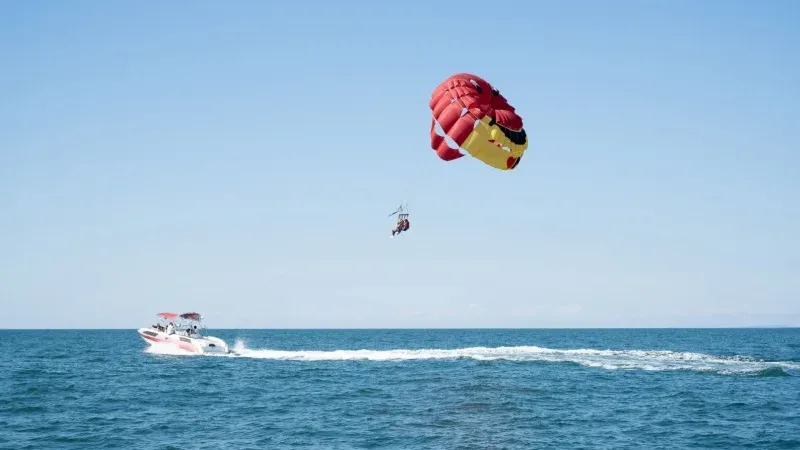 SkyZone Parasailing