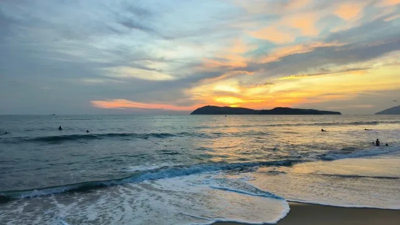 Pantai Cenang, Langkawi