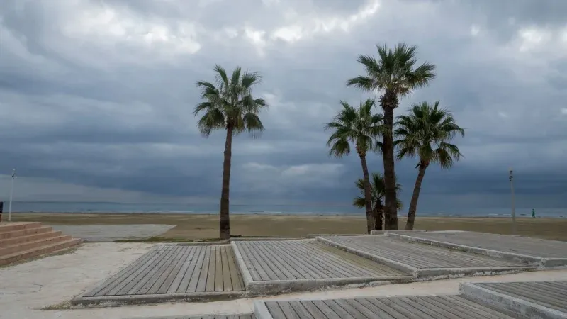 Finikoudes Beach