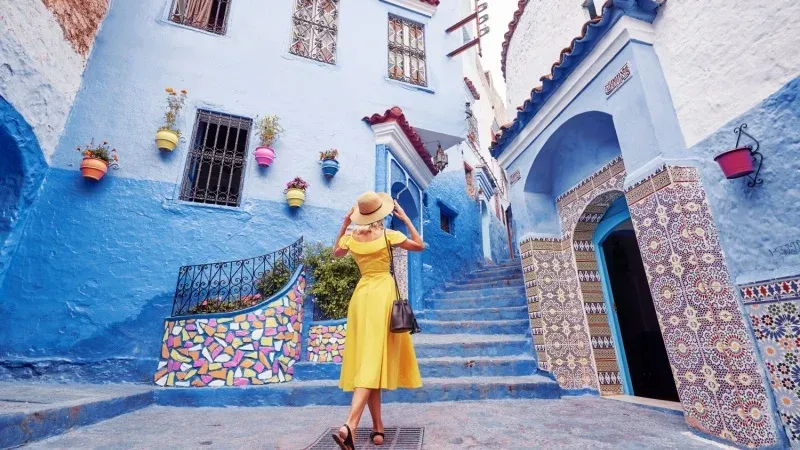 Wander through the streets of Medina
