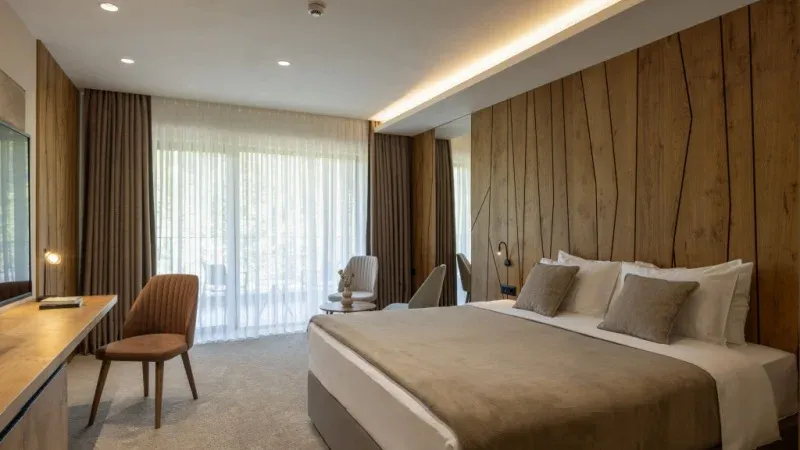 Top Hotels Near Al Murooj Park