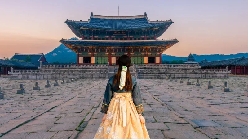 Explore Gyeongbokgung Palace