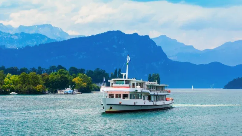 Lake Lucerne (Vierwaldstättersee)