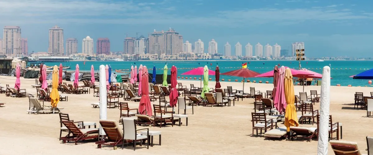 شاطئ كتارا: شاطئ نقي ومليء بالمرح في الدوحة