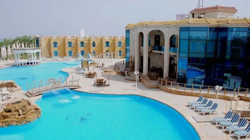 Al Sultan Beach And Pool