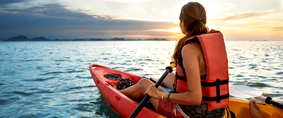 Kayaking In Qatar: A Great Way To Come Close To Nature