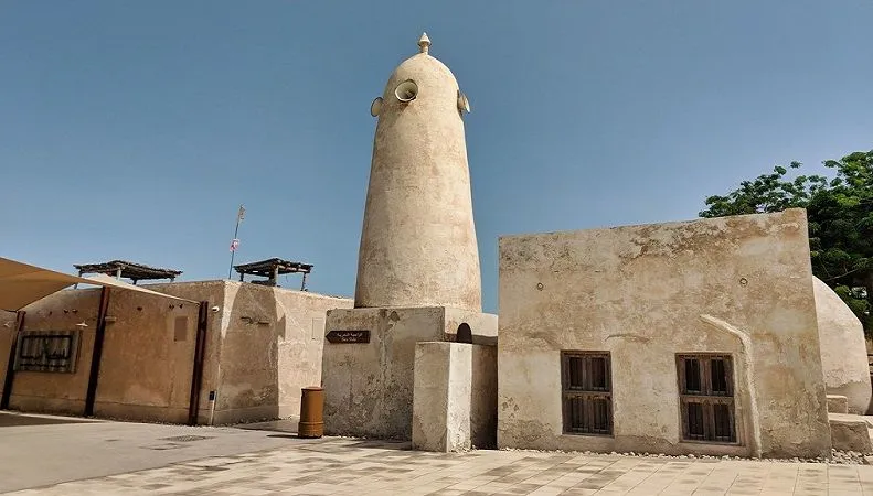 Step Into The History At Abu Manaratain Mosque