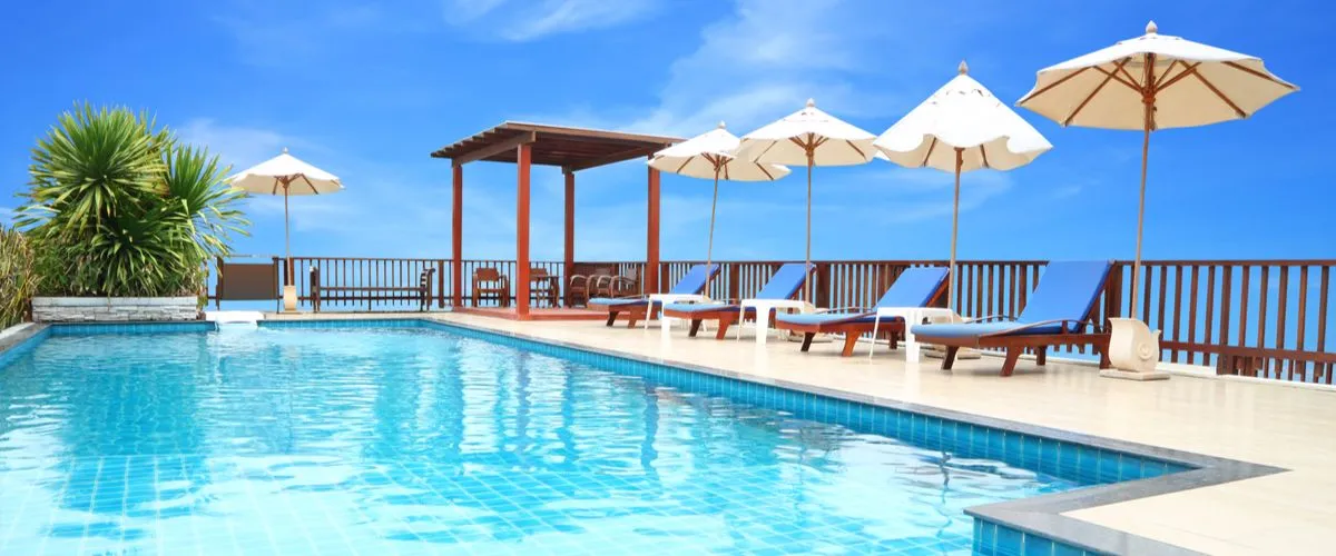 Swimming Pools In Qatar: Top Spots To Beat The Scorching Heat