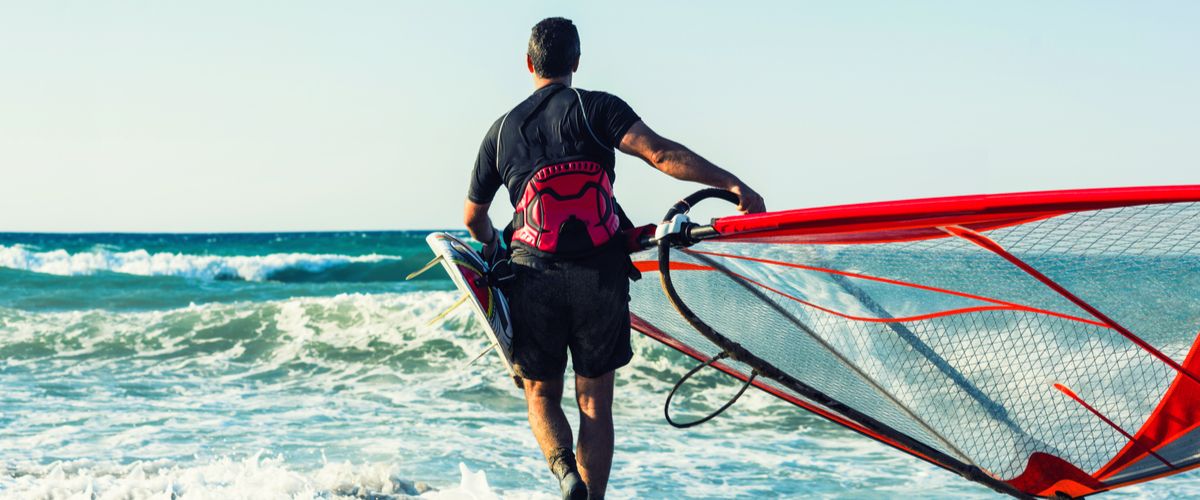 Windsurfing In Qatar: Your Key To A Soul Soothing Experience