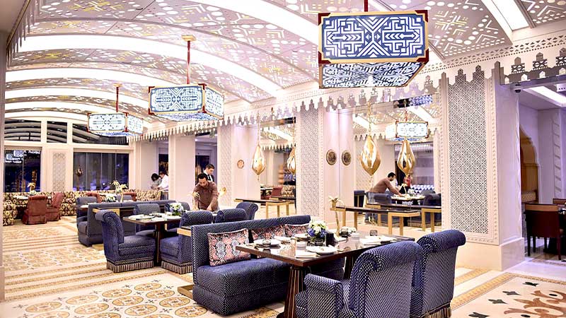 SMAT là một nhà hàng Qatar nằm dọc bờ sông Doha thơ mộng.