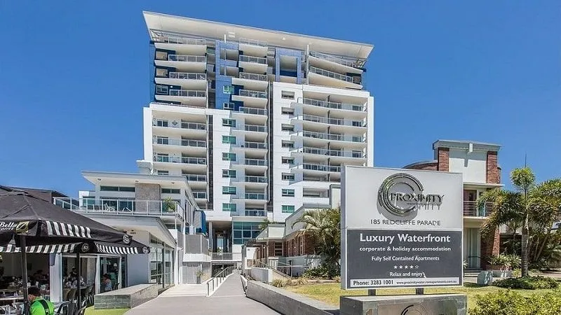 Waterfront Hotel And Apartments