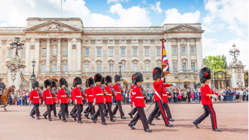 Buckingham Palace: The Home for the Royal Family 