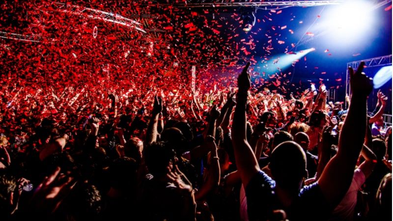 Join The Biggest Dance Party For Paris New Year Celebration