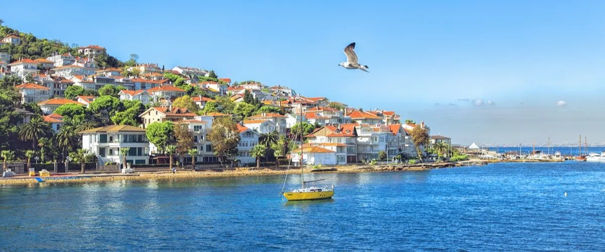 Top Beaches In Istanbul To Discover The Serene Coast of Sprawling Suburbs