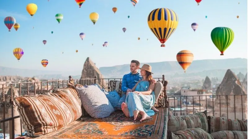 Cappadocia: For A Romantic Hot Air Ballooning
