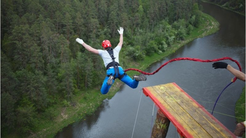 Bungee Jumping in Lake Hinterstocken