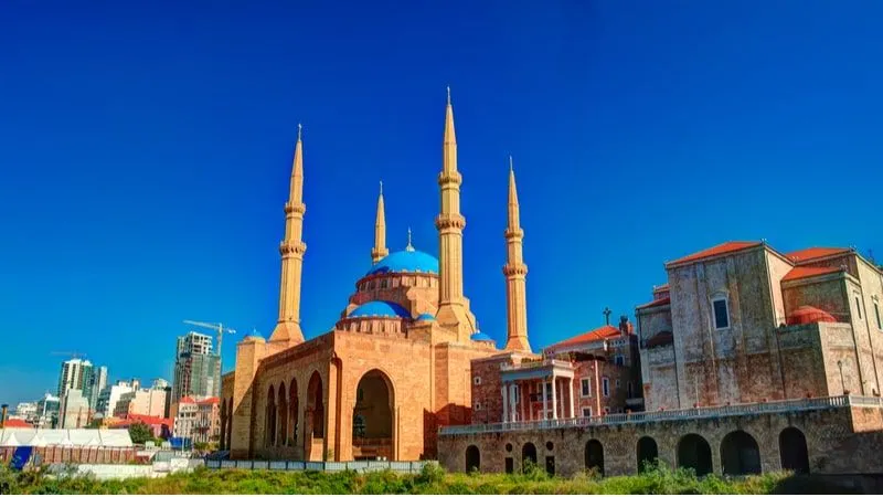 Feel the Spiritual Vibes at Mohammad Al-Amin Mosque