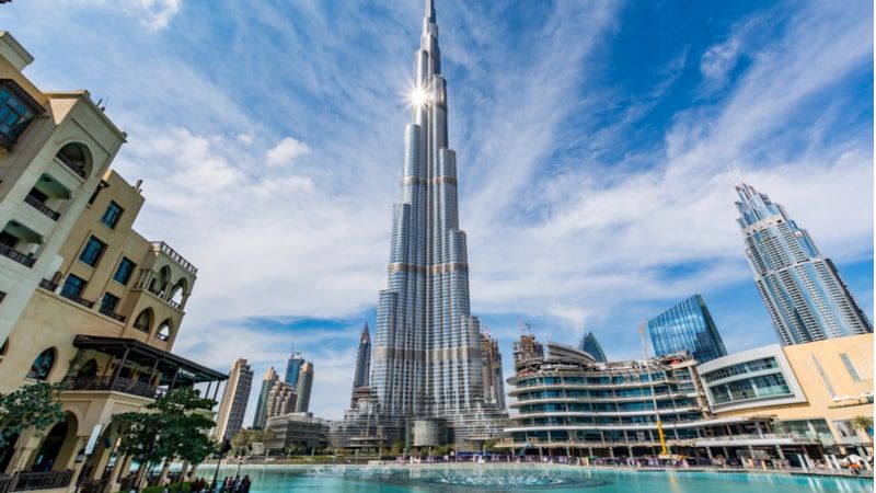  Witness the Grandeur of Burj Khalifa