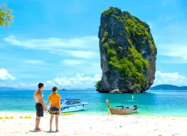 4 Nights 5 Days Bangkok and Phuket Honeymoon Package