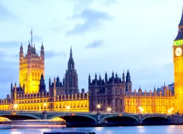 Exciting 5 Days 4 Nights Manchester and London Honeymoon Package