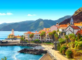 Charismatic Cape Town 4 Nights 5 Days Tour Package